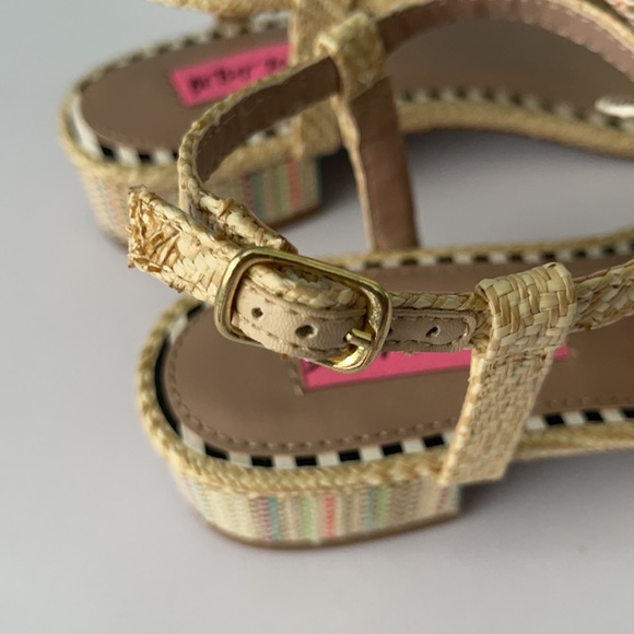NEW Betsey Johnson Tan Raffia Bow-accent Sandal US 6 - Picture 6 of 7